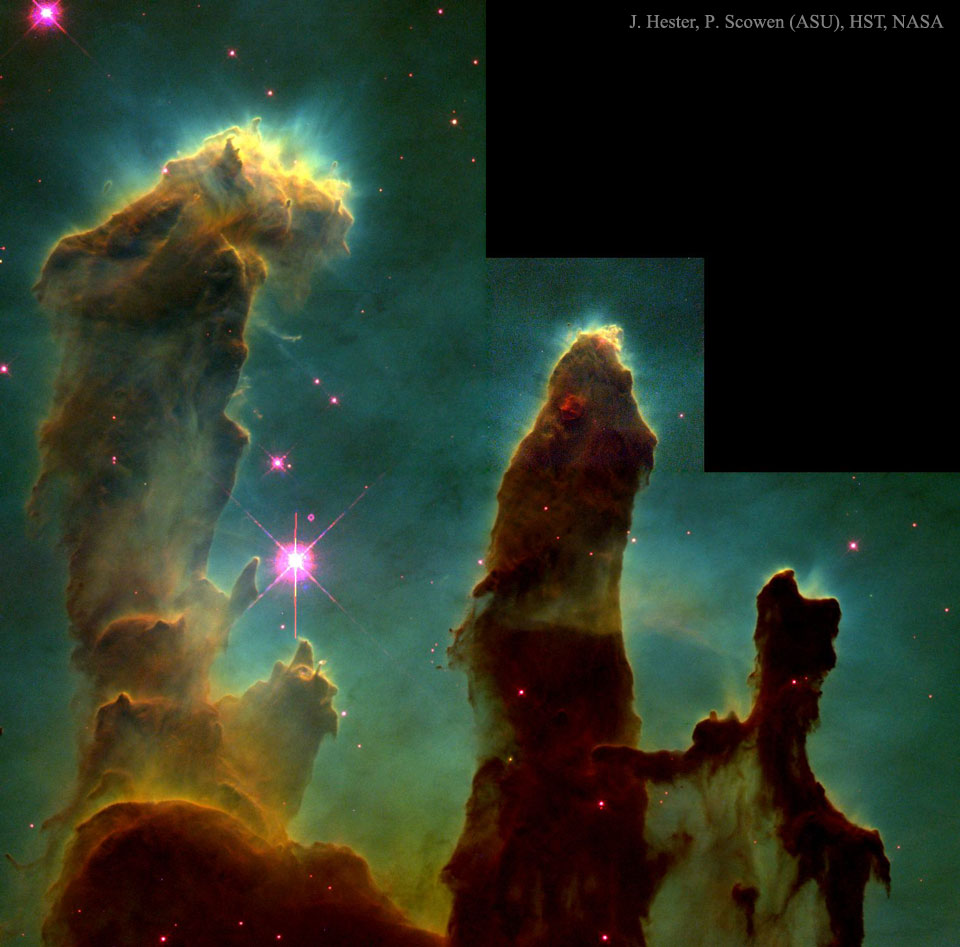 Wie Finger ragen die dunklen Säulen der Schöpfung vor einem türkis leuchtenden Hintergrund auf. Sie verströmen gelbe Nebelstrahlen. Die Säulen im Adlernebel sind das berühmteste Bild des Weltraumteleskops Hubble.