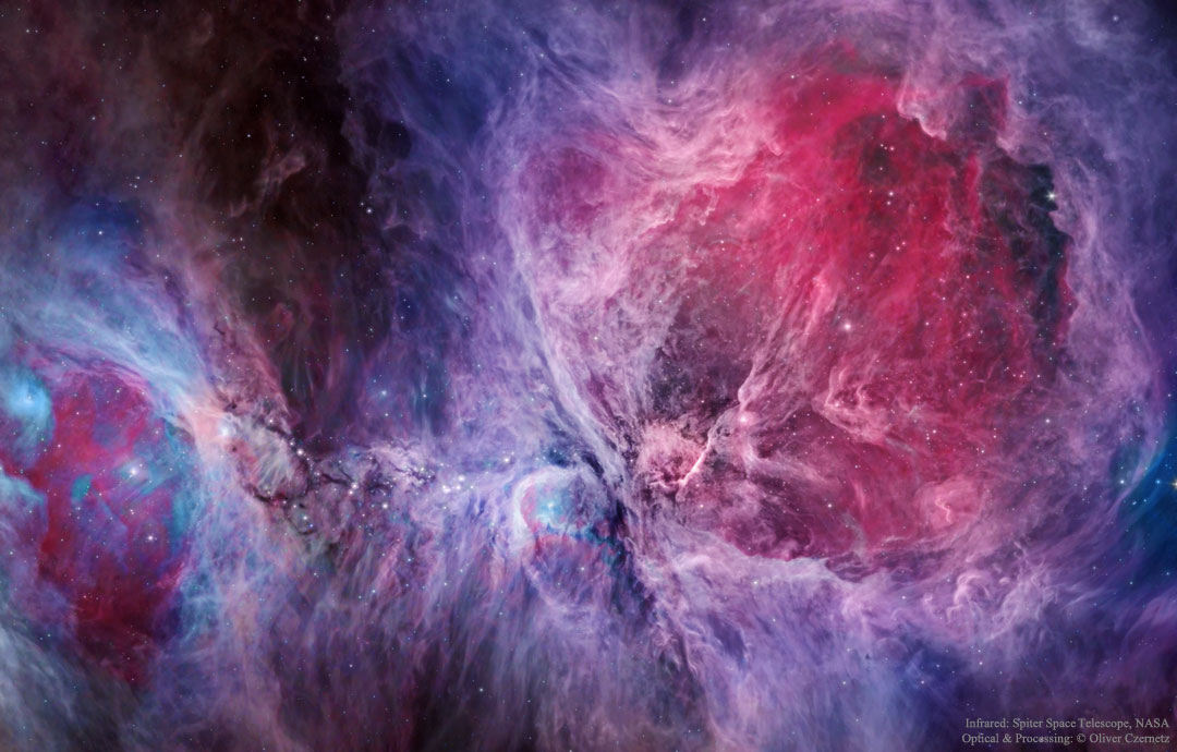 Der Orionnebel leuchtet bildfüllend in Magenta und Lila. Die Staubwolken sind stark gefasert. Sie zeigen Stoßwellen, wo schnelle Materie auf langsames Gas trifft.